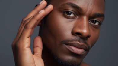 Casting homme typé afro d'environ 20 ans pour doublure main dans publicité