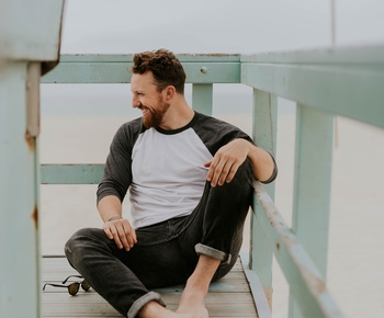 Recherche homme entre 25 et 30 ans,sportif et barbu pour court-métrage