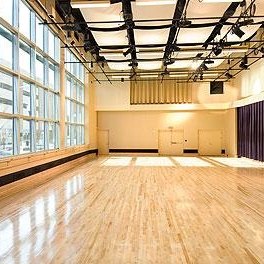 Pour vous : Un an de cours de théâtre gratuit au Studio Muller !
