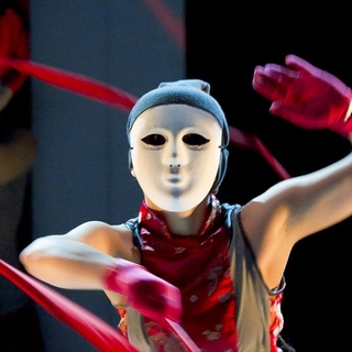 "Tam-Thaï" spectacle de danse perpétuant tradition taoïste des gongs et percussions