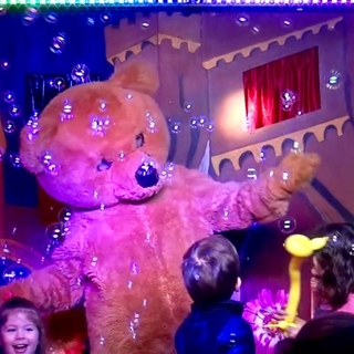 Rencontrez « P’tit Ours », un merveilleux conte musical pour enfant