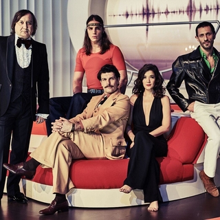 « Douce Amère » avec Mélanie Doutey, une comédie à voir absolument aux Bouffes Parisiens !