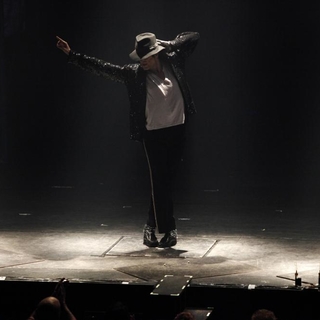 Forever King Of Pop, la tournée événement !