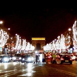 Émerveillez-vous sur les Champs Elysées !