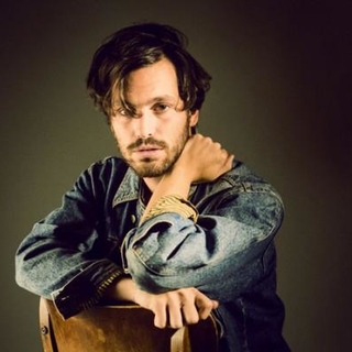 Le nouvel album "Heaven" du talenteux chanteur Robert Francis dans les bacs le 14 Avril !