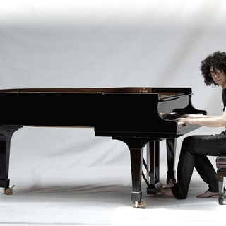 Découvrez le phénomène Giovanni Allevi en showcase le 16 Mai