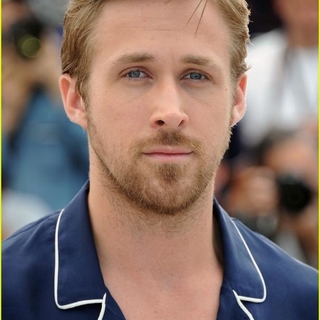 Montrer ses fesses à Ryan Gosling et en plus être rémunéré pour son nouveau film "How to catch a monster", c'est possible !