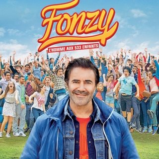 Vous êtes invité à l'avant première du tout nouveau film de José Garcia "Fonzy".  Tapis rouge !