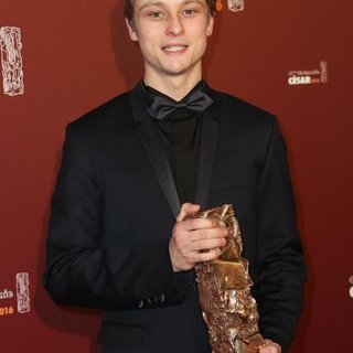 Rod Paradot reconnu par la profession, la directrice de casting Elsa Pharaon récompensée au travers ce César aussi!