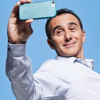 Elie Semoun au théâtre de la Nouvelle Eve jusqu'au 20 décembre 2014