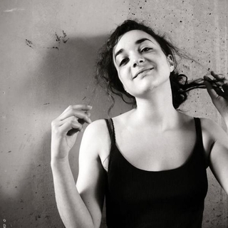 Sandra Duca, une jeune comédienne très prometteuse dans la pièce "L'exception"