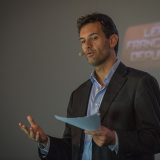 Olivier Bay, un artiste unique : "Je dirais qu’un « artiste » est un créatif"