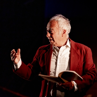 « J’étais gouverné par une timidité maladive » : Henri Gruvman, pionnier du ciné-théâtre, revient sur les moments clés de sa carrière