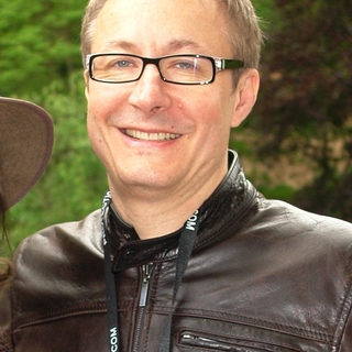 Alexandre Pesle, comédien, scénariste et animateur radio nous raconte tout !