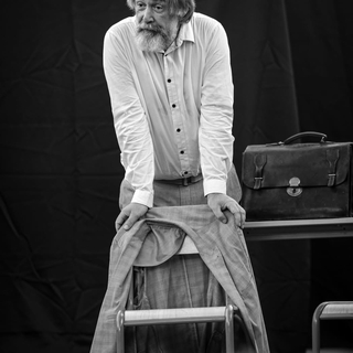 Venez voir le monstre, venez voir le Prof !