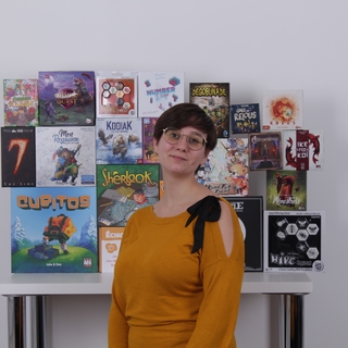 "On a besoin de se reconnecter" : Marianne Michel, éditrice de jeux de société, vous dévoile le processus de création de "Top 50 - Le Jeu"