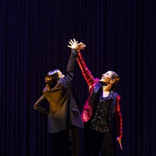 Sara Baras, danseuse de flamenco mondialement reconnue, répond à toutes nos questions à l'occasion de son passage à Paris du 26 au 31 décembre pour le spectacle "Alma"