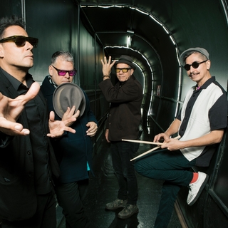 Horacio Blanco nous parle de la tournée européenne de Desorden Público 2025 "Les 40 ans de Desorden"