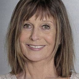 Emmanuelle Clove, nous parle de son métier de comédienne qui fait tant rêver !