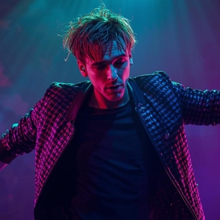 Casting danseur performeur entre 18 et 30 ans pour une tournée mondiale de concerts avec groupe électro