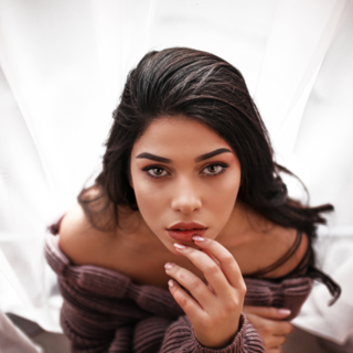 Casting modèle femme de 18 ans et plus pour projet mode et beauté