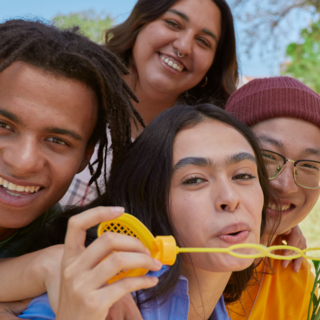 Casting figurant homme et femme entre 25 et 65 ans pour tournage web série