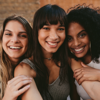 URGENT : Casting femme entre 18 et 25 ans pour figuration dans clip artiste français