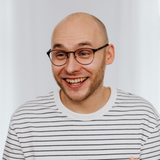 Casting comédien entre 30 et 40 ans pour campagne publicitaire humoristique