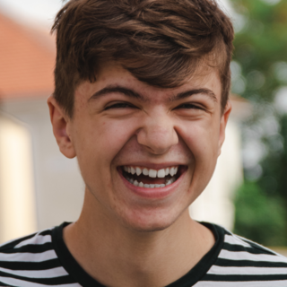 Casting silhouette homme entre 16 et 17 ans pour tournage film avec Leïla Bekhti