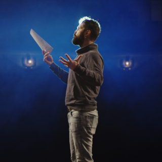 Casting comédien entre 20 et 35 ans pour rôle dans spectacle