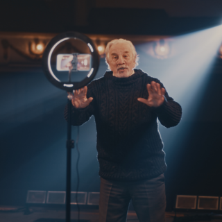 Casting comédien sénior d'environ 70 ans pour tournage vidéo INA