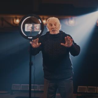 Casting comédien sénior d'environ 70 ans pour tournage vidéo INA