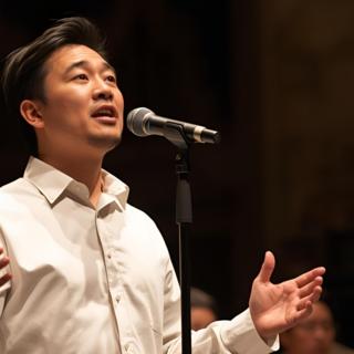 Casting chanteur entre 40 et 70 ans pour silhouette dans série