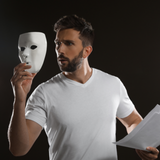 Casting comédien entre 20 et 35 ans pour rôle principal dans comédie musicale Monte Cristo en Italie