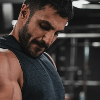 Casting homme musclé de plus de 18 ans pour tournage vidéo YouTube