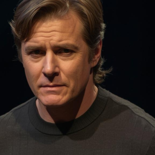 Casting comédien de 30 ans et plus pour rôle dans une pièce de théâtre