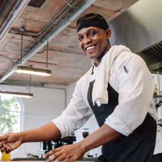 Casting comédien et comédienne d'une trentaine d'années pour tournage spot publicitaire