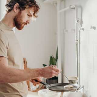 Casting comédien et mannequin entre 40 et 50 ans pour shooting publicitaire cuisine