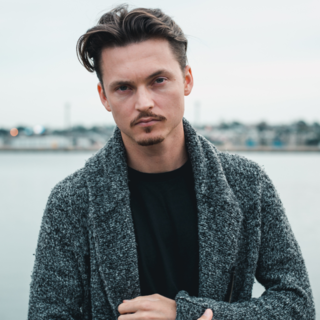 Casting modèle homme âgé entre 18 et 35 ans pour shooting photo