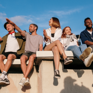 Casting homme et femme de tout âge pour tournage vidéo réseaux sociaux