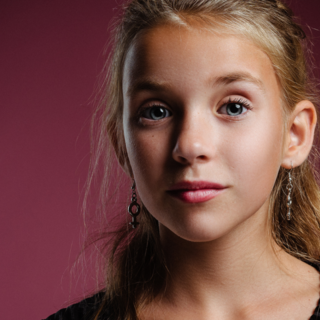 Casting enfant fille ou adolescente entre 5 et 15 ans pour rôle dans court métrage Nikon Film Festival