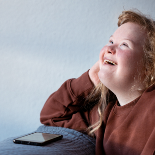 Casting homme et femme entre 20 et 25 ans avec syndrome de Down pour campagne publicitaire