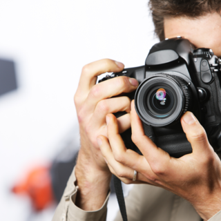 Casting homme et femme entre 20 et 45 ans avec expérience en vidéo pour figuration dans série Netflix