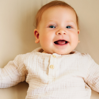 Casting bébé fille ou garçon de 6 mois pour tournage teaser album d'un artiste de renom