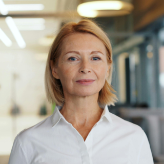 Casting comédienne entre 50 et 60 ans pour pièce de théâtre "Les 3 J"