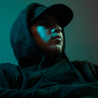 Casting adolescent rappeur ou rappeuse de 16 ans et plus pour tournage film avec Manu Payet