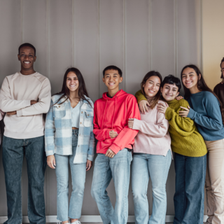 Casting figurant homme et femme entre 16 et 20 ans pour série Netflix avec Marina Foïs