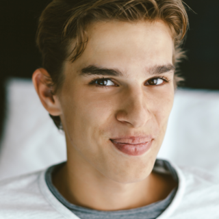 Casting adolescent de 16 ans pour silhouette dans téléfilm