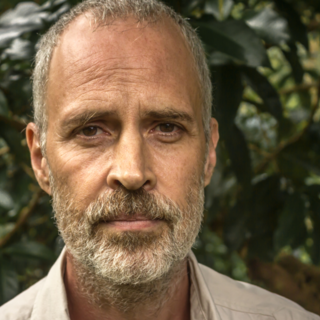 Casting homme entre 40 et 45 ans pour doublure dans série Netflix