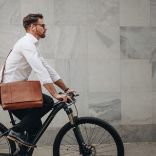 Casting homme et femme entre 25 et 40 ans avec vélo pour tournage série